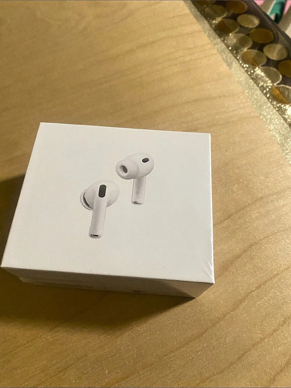 Apple AirPods Pro 3 Wireless Earbud Headphones White NWT
